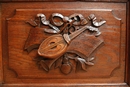 Barly twist oak 2 door hunt bookcase, France 19th century