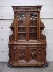 oak hunt bombay cabinet 19th century 76 w x 100 t x 22 d (inch)