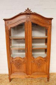 Oak Louis XV display cabinet