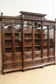 Exceptional 6 door walnut Henri II bookcase signed by the maker 19th century
