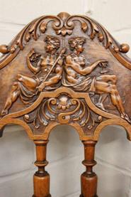 Set of 8 walnut renaissance chairs