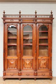 3 doors walnut Henri II bookcase