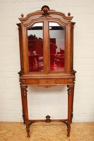 Walnut Louis XVI display bombay cabinet 19th century