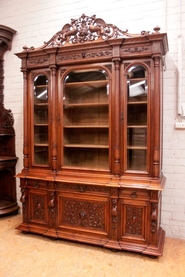6 door renaissance bookcase in walnut