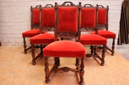 6 renaissance Chairs in walnut