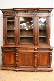 6 door walnut Henri II bookcase 19th century
