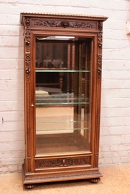 Best quality renaissance style display cabinet in walnut