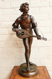 Bronze statue Detrier 