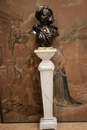 style Bronze statue and marble pedestal in Bronze and marble, Belgium 19th century