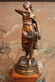 Bronze statue signed by Henri Levasseur