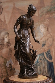 Bronze statue signed KINSBURGER
