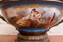 style Center piece in Sevres porcelain and bronze, France 19th century