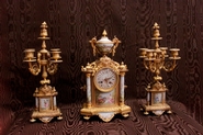 Clock set in gilt bronze and Sèvres porcelain