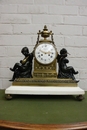 style Clock in Bronze and marble, France 19th century