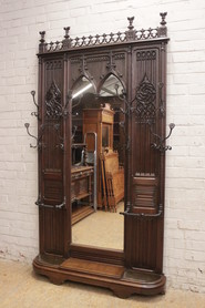 Exceptional monumental oak gothic hall stand