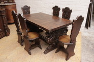 Exceptional renaissance chairs and table in oak