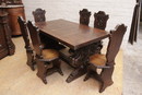 Renaissance style Chairs and table in Oak, France 19th century