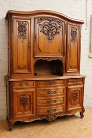 French provencial walnut Louis XV cabinet