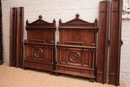 Gothic style Twin beds in Walnut, France 19th century