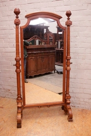 Henri II Cheval mirror in oak