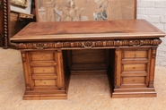 Henri II desk in walnut