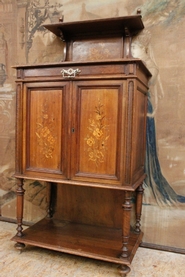 Little walnut Henri II cabinet with inlay