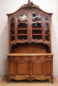 Louis XV cabinet in solid mahogany with beveled glass
