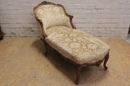 Louis XV Long chair in walnut