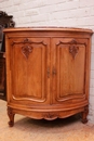 Louis XV style Corner cabinet in walnut and marble, France 1900