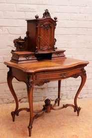 Louis XV style Lady's desk in walnut.