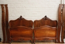 Louis XV style Twin beds in Walnut, France 19th century