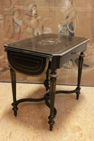 Napoleon III Center table with inlay and bronze