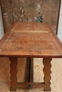 Spanish style Table in Oak, spain 19th century