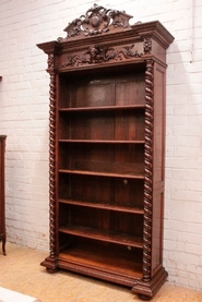 Open hunt style bookcase in oak