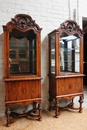 style Display cabinets in Walnut, England 19th century