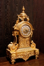 Quality gilt bronze clock