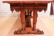 Quality renaissance style desk table in walnut 