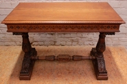 Renaissance desk table in walnut