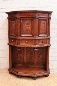 Renaissance style cabinet in walnut