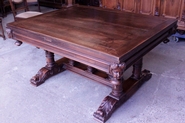 Renaissance style Table with cherub heads