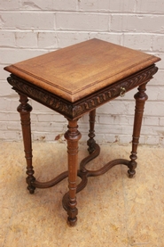 Small desk table renaissance style in oak