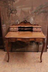 Walnut Louis XV lady's desk