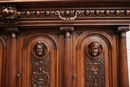 Renaissance style Dinning set in Walnut, France 19th century