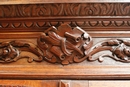 Barly twist oak 2 door hunt bookcase, France 19th century