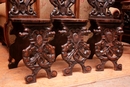 Renaissance style Chairs in Walnut, italie 19th century
