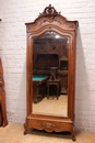 Louis XV style Bedroom in Walnut, France 19th century