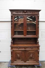 Oak hunt cabinet