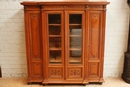 Henri II style Bookcase in Walnut, France 19th century