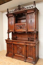 Wanut Gothic monumental cabinet 19th century