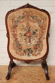 Walnut Louis XV fire screen 19th century